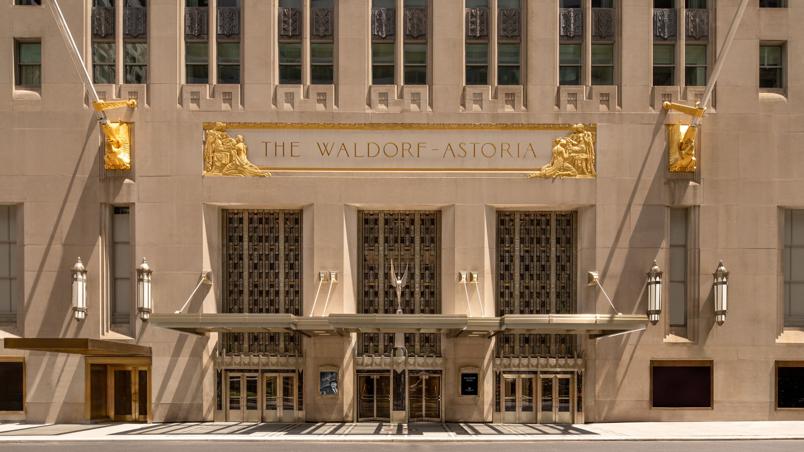 Waldorf Astoria New York — Fachada